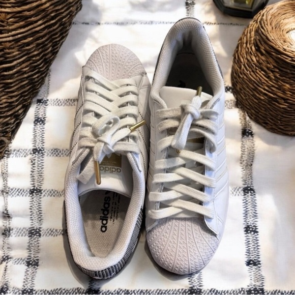 Adidas White Sneakers with Gold and Black Accents RARE - Picture 17 of 17